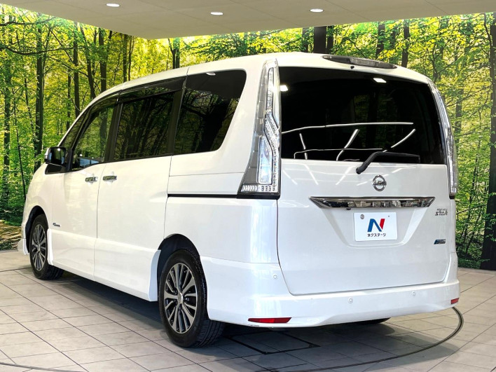 2015 Nissan Serena DAA-HFC26 (UW-6a2a2684d6a77)[7]