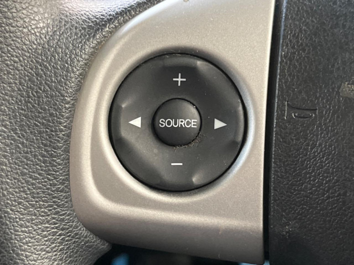 2014 Honda N-BOX CUSTOM DBA-JF1 (UW-6a2a269b49ae2)[25]