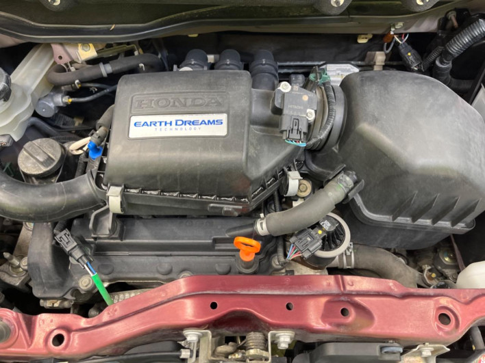 2014 Honda N-BOX CUSTOM DBA-JF1 (UW-6a2a269b49ae2)[5]
