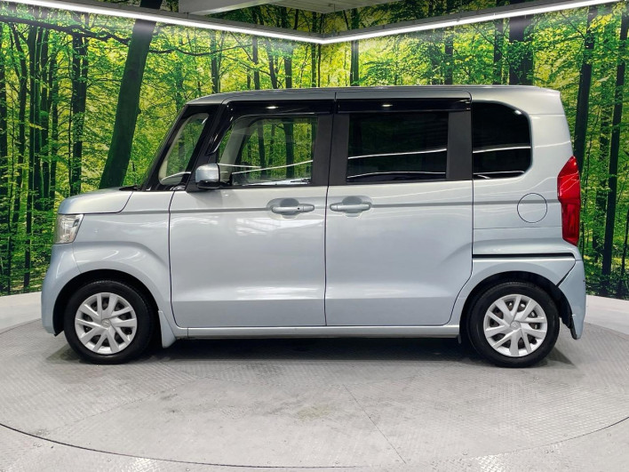 2017 Honda N-BOX DBA-JF3 (UW-6a2a269f56afc)[20]