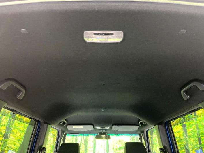 2018 Honda N-BOX CUSTOM DBA-JF3 (UW-6a2a26a0794b8)[13]