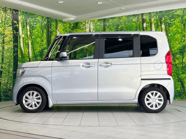 2018 Honda N-BOX DBA-JF3 (UW-6a2a26a0caed2)[5]