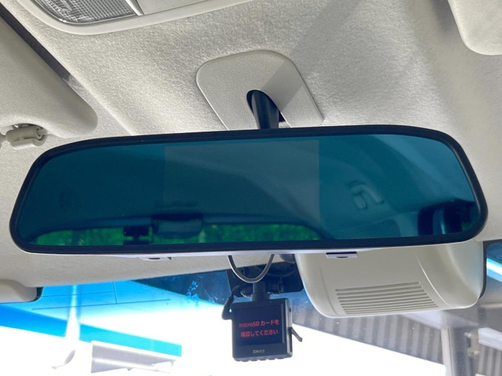 2018 Honda N-BOX DBA-JF3 (UW-6a2a26a0caed2)[23]