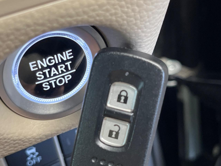 2019 Honda N-BOX DBA-JF3 (UW-6a2a26a27f61d)[15]