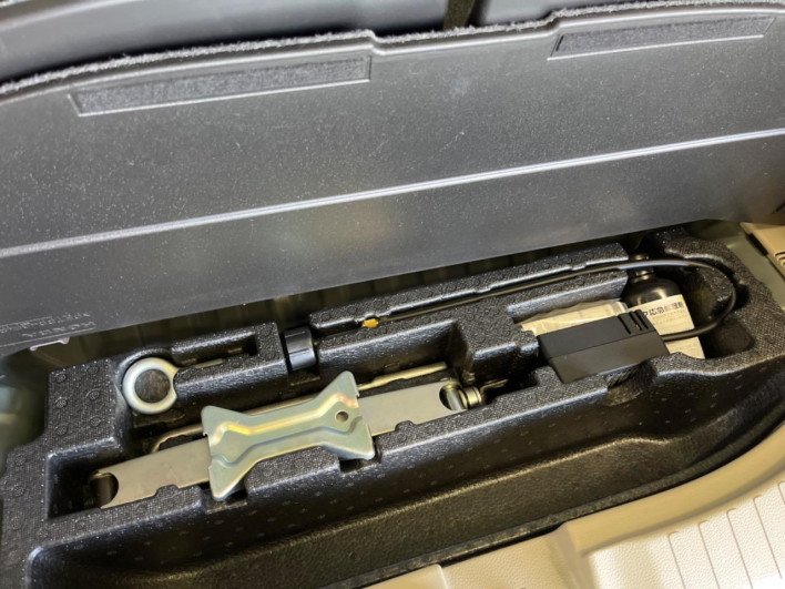2019 Honda N-BOX DBA-JF3 (UW-6a2a26a27f61d)[7]
