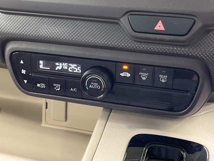 2019 Honda N-BOX DBA-JF3 (UW-6a2a26a27f61d)[25]