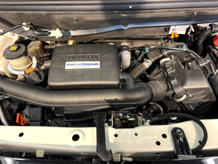 2019 Honda N-BOX CUSTOM DBA-JF3 (UW-6a2a26a324c9b)[4]