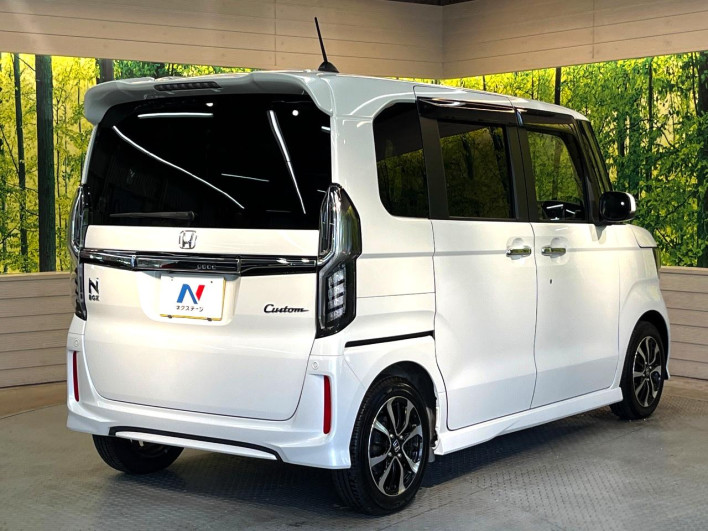 2019 Honda N-BOX CUSTOM DBA-JF3 (UW-6a2a26a324c9b)[19]