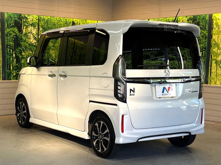 2019 Honda N-BOX CUSTOM DBA-JF3 (UW-6a2a26a324c9b)[21]