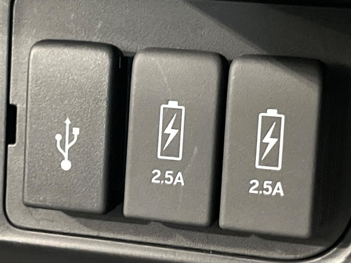 2020 Honda N-BOX CUSTOM 6BA-JF3 (UW-6a2a26a5e716a)[11]