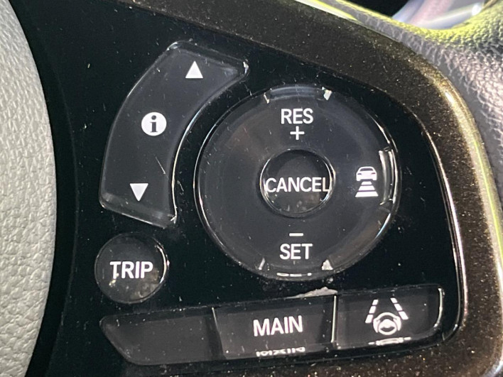 2020 Honda N-BOX CUSTOM 6BA-JF3 (UW-6a2a26a5e716a)[18]