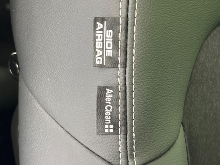 2021 Honda N-BOX CUSTOM 6BA-JF3 (UW-6a2a26a69e1dc)[26]