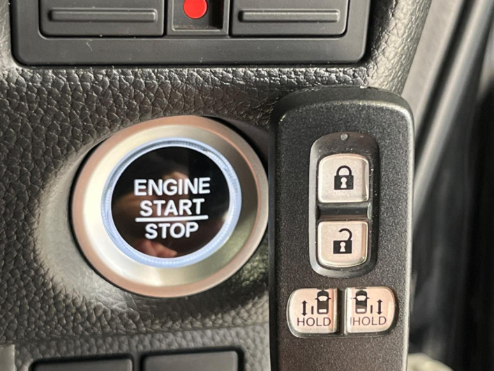 2021 Honda N-BOX CUSTOM 6BA-JF3 (UW-6a2a26a69e1dc)[27]