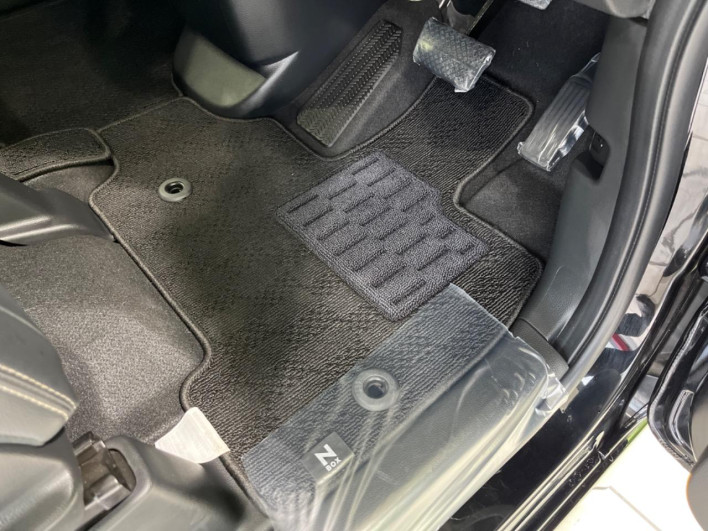 2021 Honda N-BOX CUSTOM 6BA-JF3 (UW-6a2a26a69e1dc)[24]