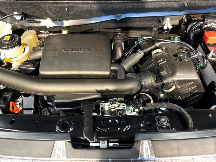 2026 Honda N-BOX CUSTOM 6BA-JF5 (UW-6a2a26b593700)[4]