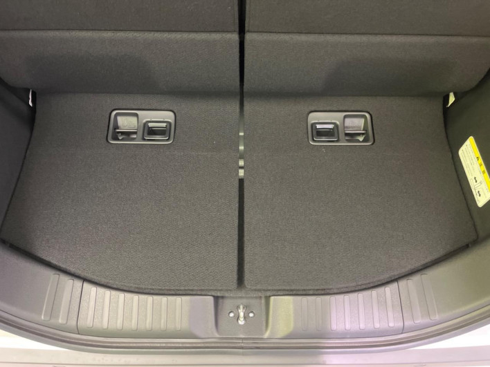 2026 Honda N-BOX CUSTOM 6BA-JF5 (UW-6a2a26b595c48)[14]