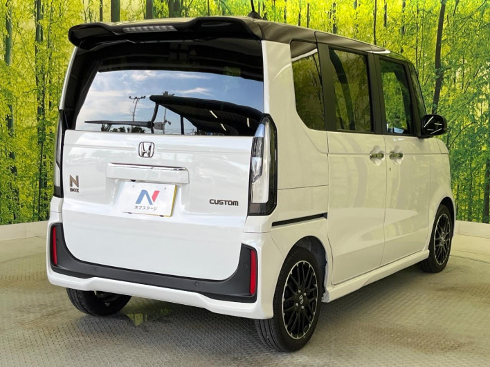 2024 Honda N-BOX CUSTOM 6BA-JF5 (UW-6a2a26b8431b3)[9]