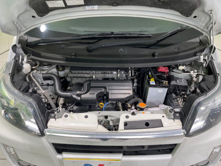 2013 Daihatsu Move DBA-LA100S (UW-6a2a26d50cdf6)[4]