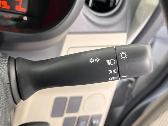 2014 Daihatsu Move DBA-LA100S (UW-6a2a26d56eeb2)[10]