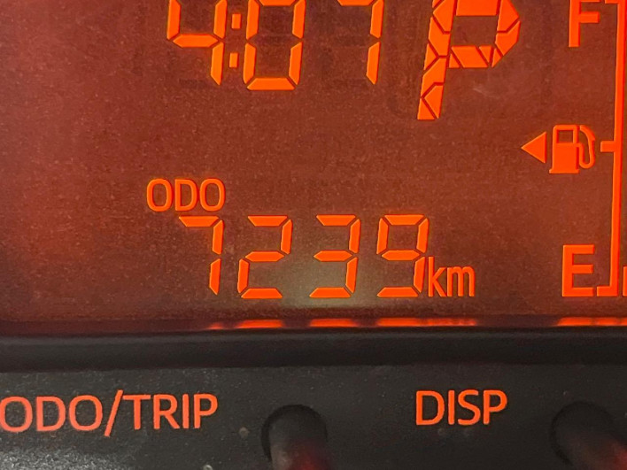 2014 Daihatsu Move DBA-LA100S (UW-6a2a26d56eeb2)[2]