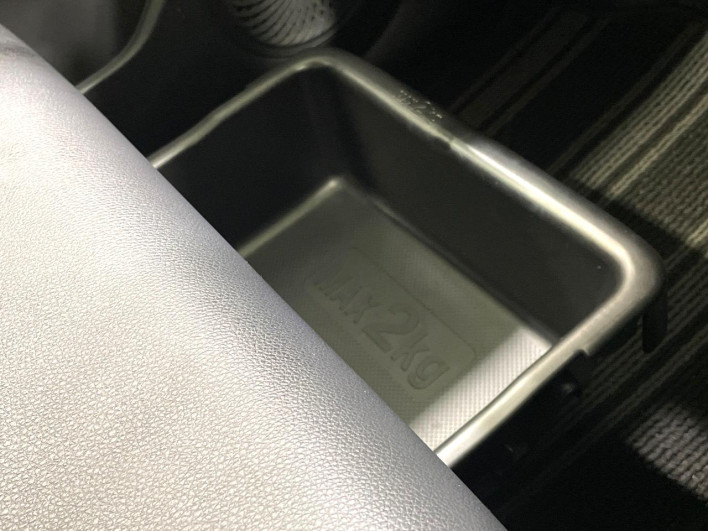 2018 Daihatsu Cast DBA-LA250S (UW-6a2a26da2c155)[26]