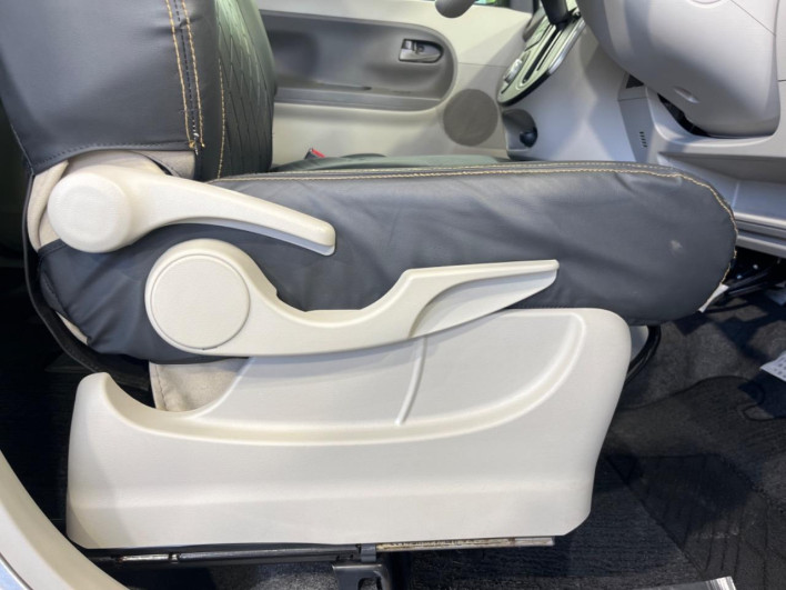 2015 Daihatsu Tanto DBA-LA600S (UW-6a2a26e278d80)[27]