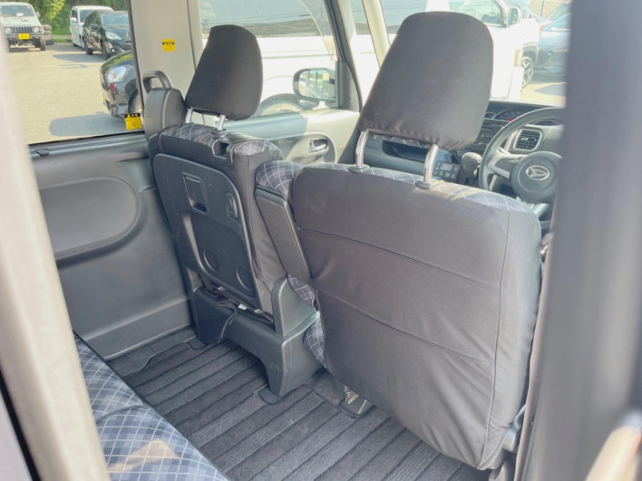 2017 Daihatsu Tanto DBA-LA600S (UW-6a2a26e4330d7)[25]