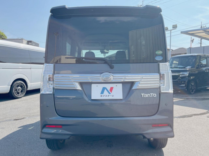 2017 Daihatsu Tanto DBA-LA600S (UW-6a2a26e4330d7)[14]
