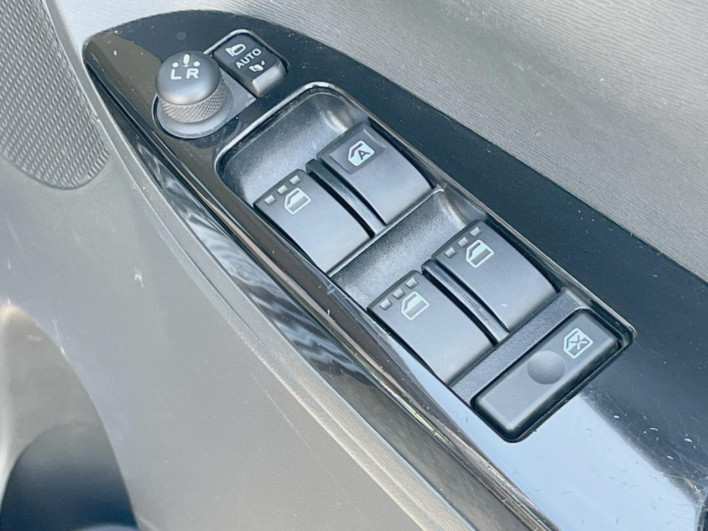 2017 Daihatsu Tanto DBA-LA600S (UW-6a2a26e4330d7)[23]