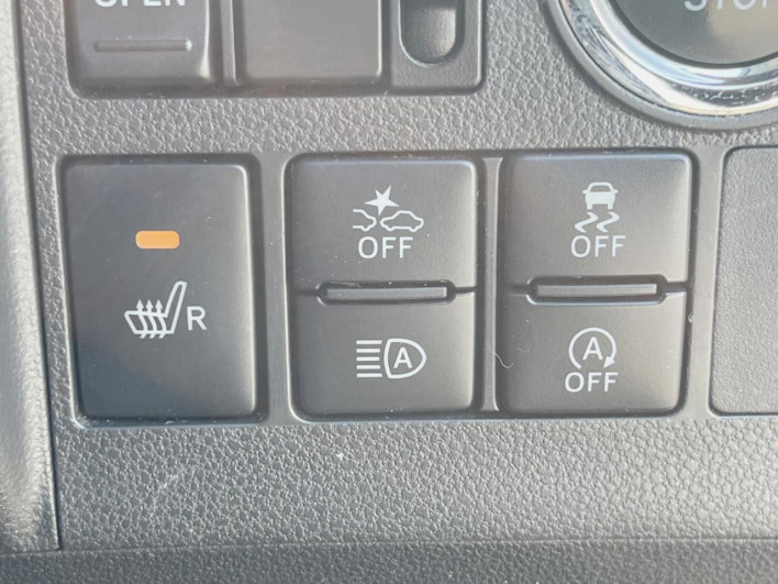2017 Daihatsu Tanto DBA-LA600S (UW-6a2a26e4330d7)[28]