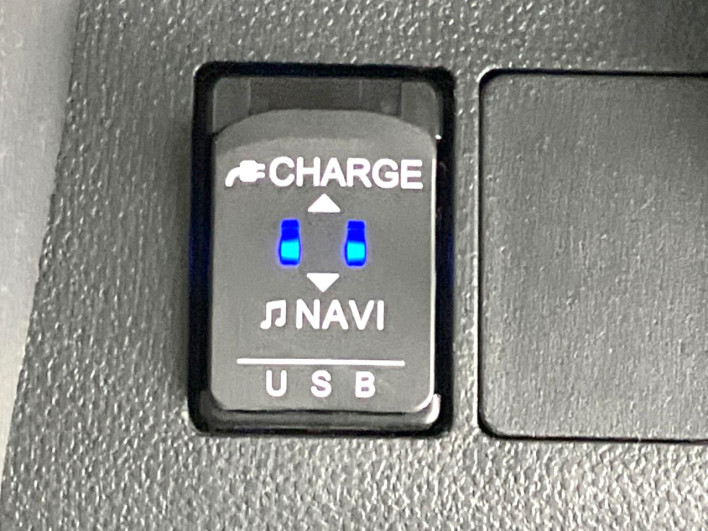 2019 Daihatsu Tanto DBA-LA600S (UW-6a2a26e5f255d)[22]