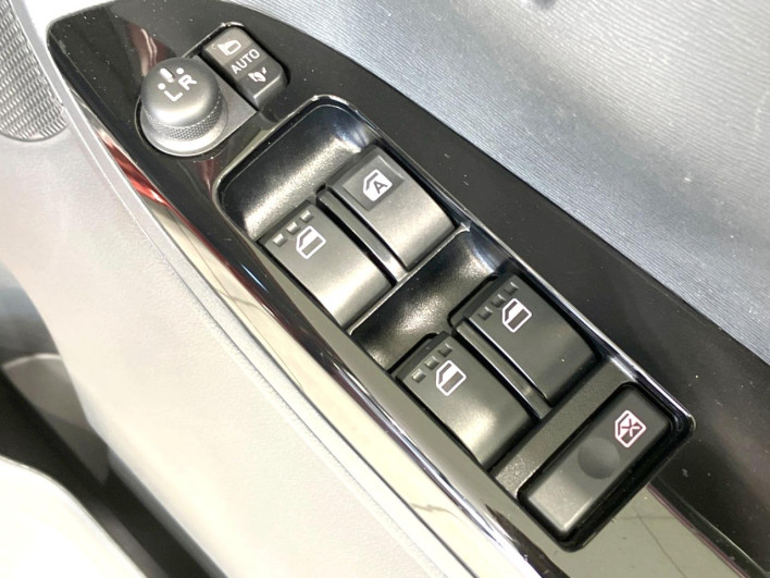 2019 Daihatsu Tanto DBA-LA600S (UW-6a2a26e5f255d)[12]