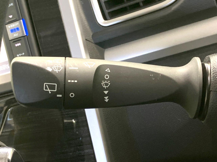 2019 Daihatsu Tanto DBA-LA600S (UW-6a2a26e5f255d)[29]