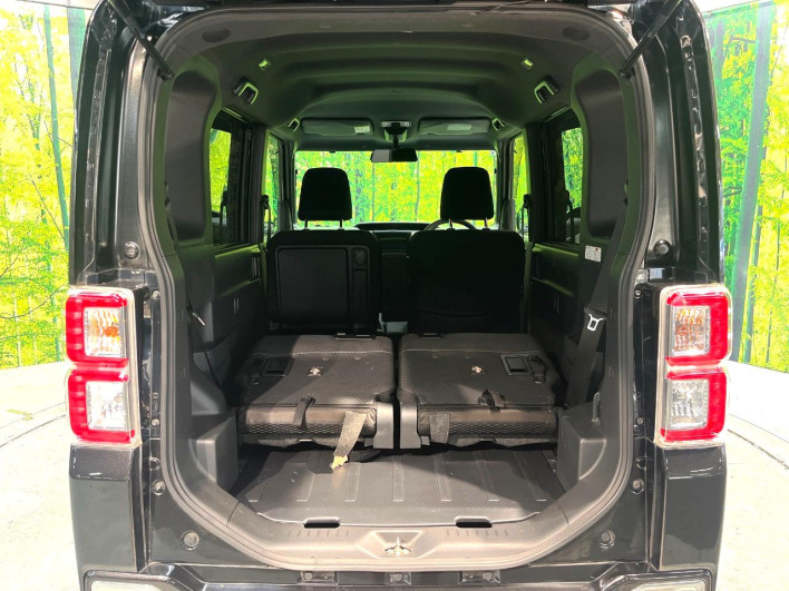 2017 Toyota Pixis Mega DBA-LA700A (UW-6a2a26ee8cada)[26]