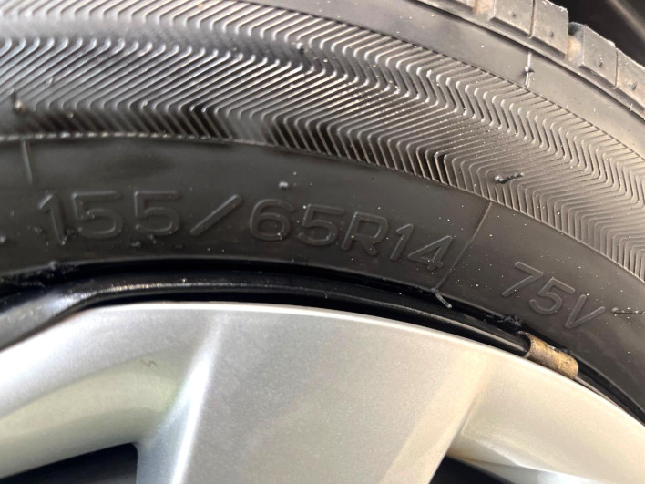 2017 Toyota Pixis Mega DBA-LA700A (UW-6a2a26ee8cada)[12]