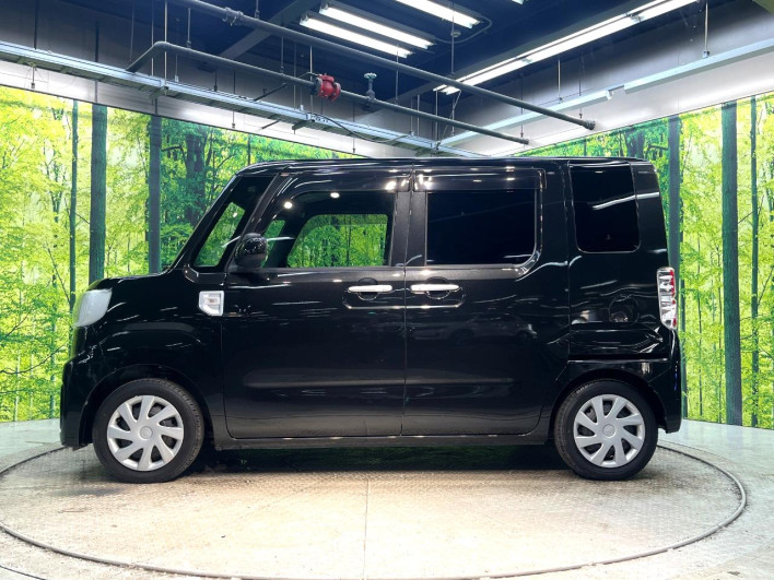 2017 Toyota Pixis Mega DBA-LA700A (UW-6a2a26ee8cada)[21]