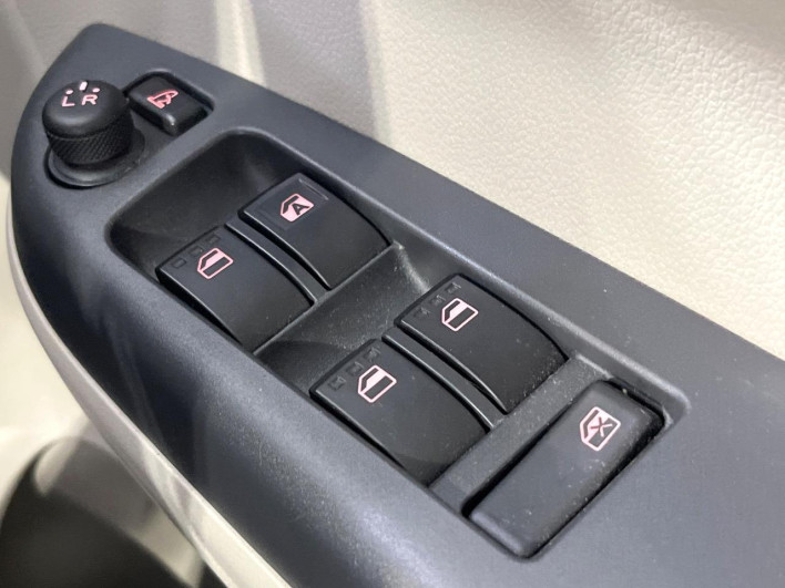 2017 Toyota Passo DBA-M700A (UW-6a2a26fa9e83f)[29]