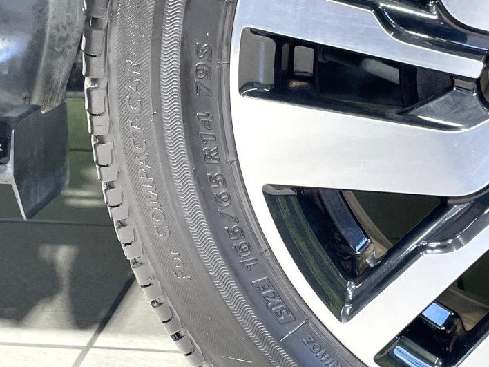 2017 Toyota TANK DBA-M900A (UW-6a2a26fd67a35)[8]