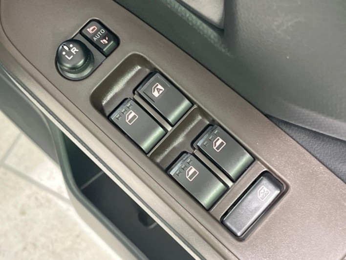 2020 Toyota Roomy DBA-M900A (UW-6a2a2700068da)[19]
