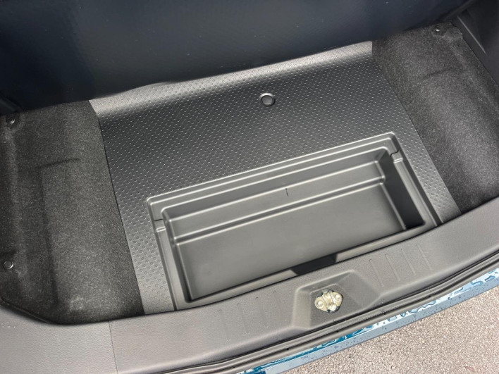 2018 Daihatsu Toll DBA-M900S (UW-6a2a27054fad5)[29]
