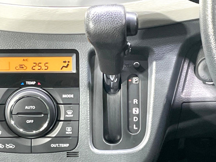 2015 Suzuki Wagon R DBA-MH34S (UW-6a2a27179c55d)[23]