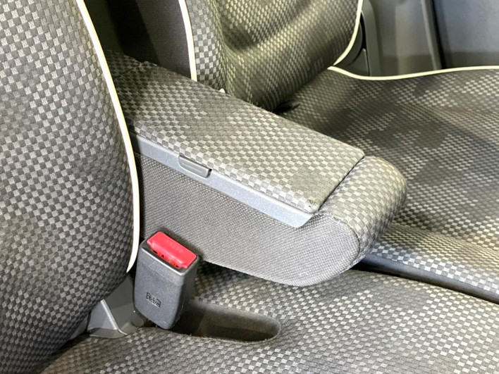 2019 Suzuki Hustler DAA-MR41S (UW-6a2a272f79d9c)[25]