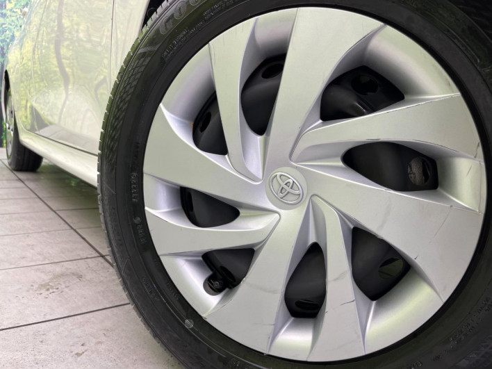 2021 Toyota Yaris 6AA-MXPH10 (UW-6a2a274a53be4)[15]