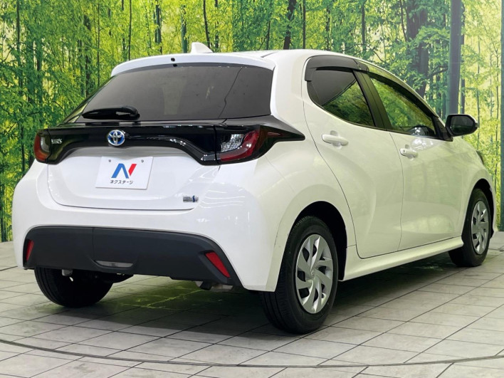 2021 Toyota Yaris 6AA-MXPH10 (UW-6a2a274a53be4)[8]