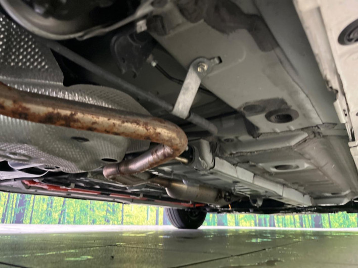 2021 Toyota Yaris 6AA-MXPH10 (UW-6a2a274a53be4)[23]