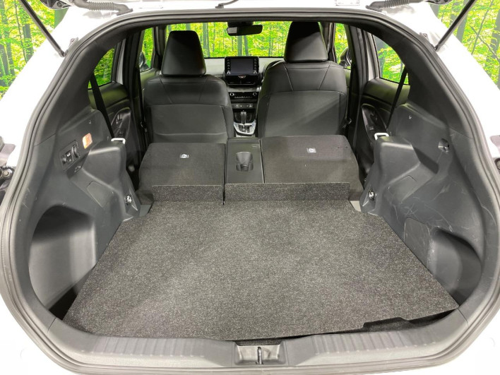2022 Toyota Yaris Cross 6AA-MXPJ10 (UW-6a2a274d6b977)[27]