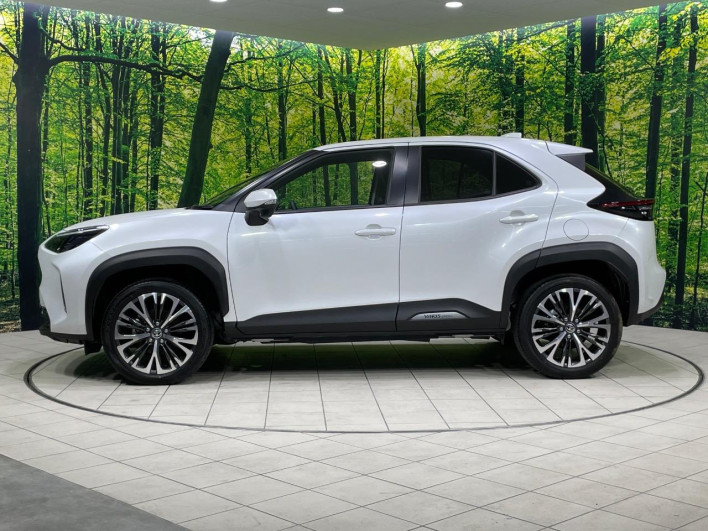 2022 Toyota Yaris Cross 6AA-MXPJ10 (UW-6a2a274d6b977)[13]