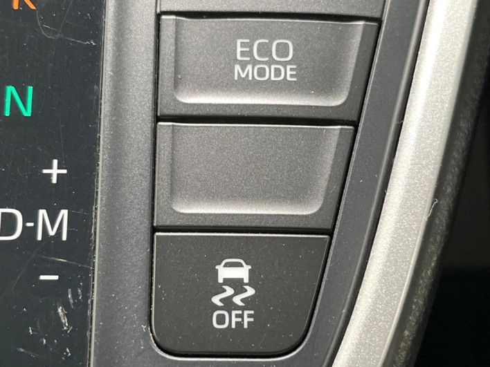 2023 Toyota Voxy 6BA-MZRA90W (UW-6a2a27671f63c)[28]