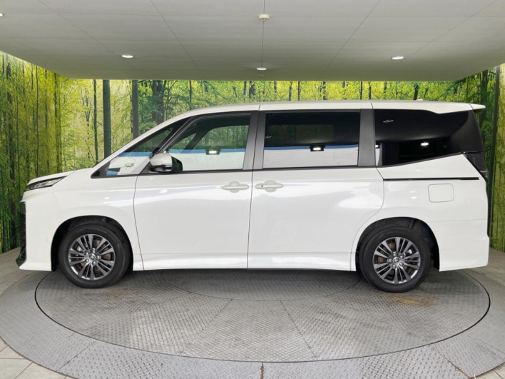 2023 Toyota Voxy 6BA-MZRA90W (UW-6a2a27671f63c)[5]