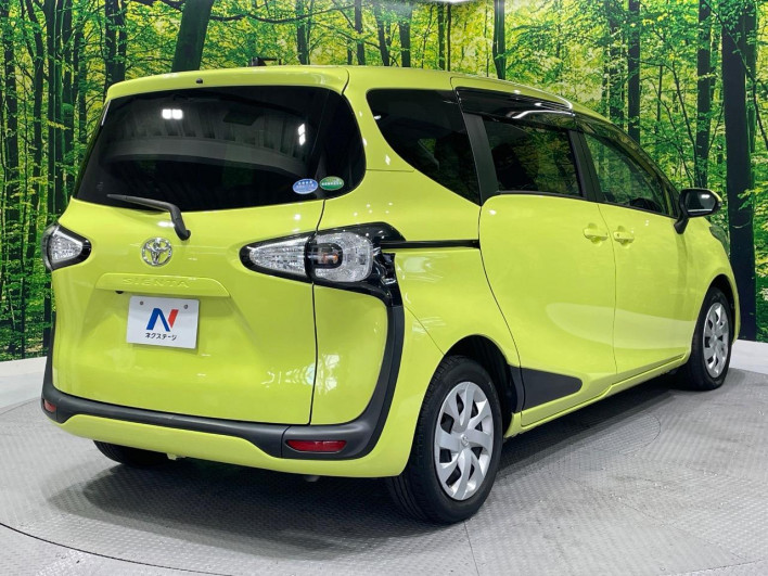 2017 Toyota Sienta DBA-NSP170G (UW-6a2a277616e31)[16]